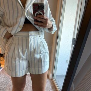 Aritzia Labyrinth stripped shorts